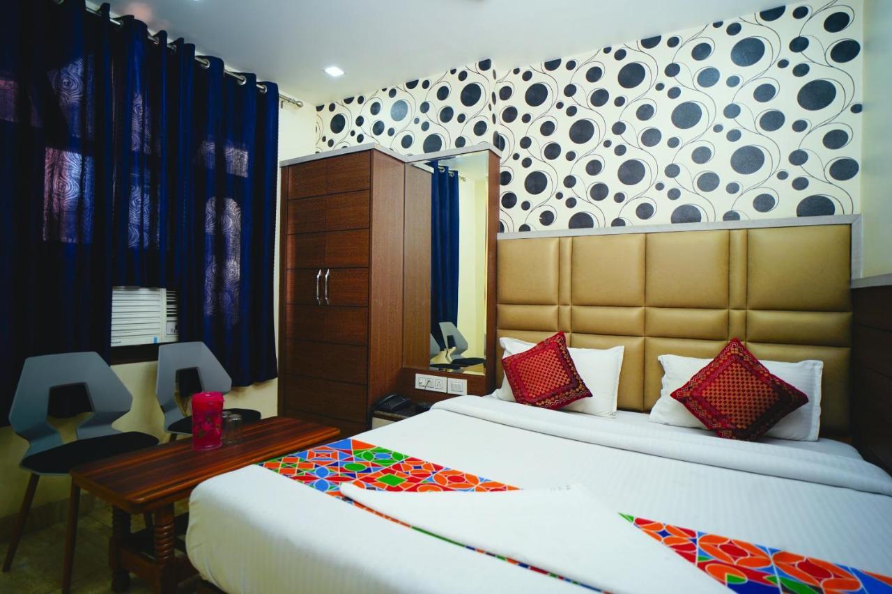 Hotel Delhi Darshan Deluxe-By Rsl Hospitality Új-Delhi Kültér fotó